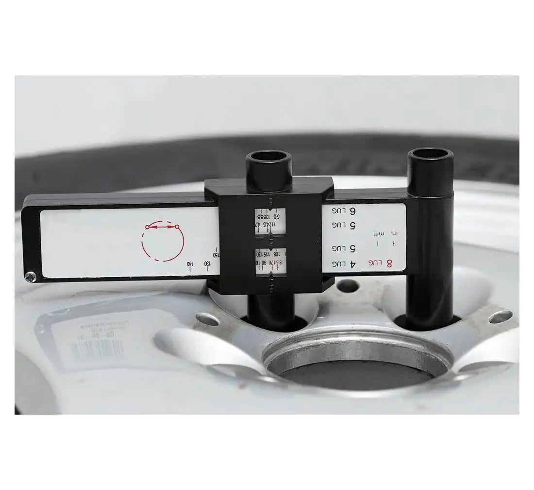 Strumento di misurazione del modello dei bulloni del cerchione